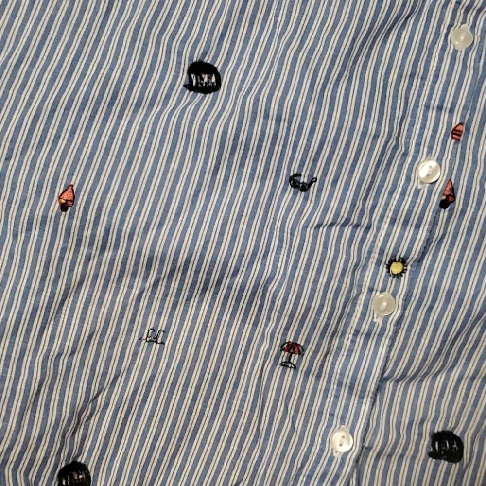 Embroidered button up - Picture 4 of 4
